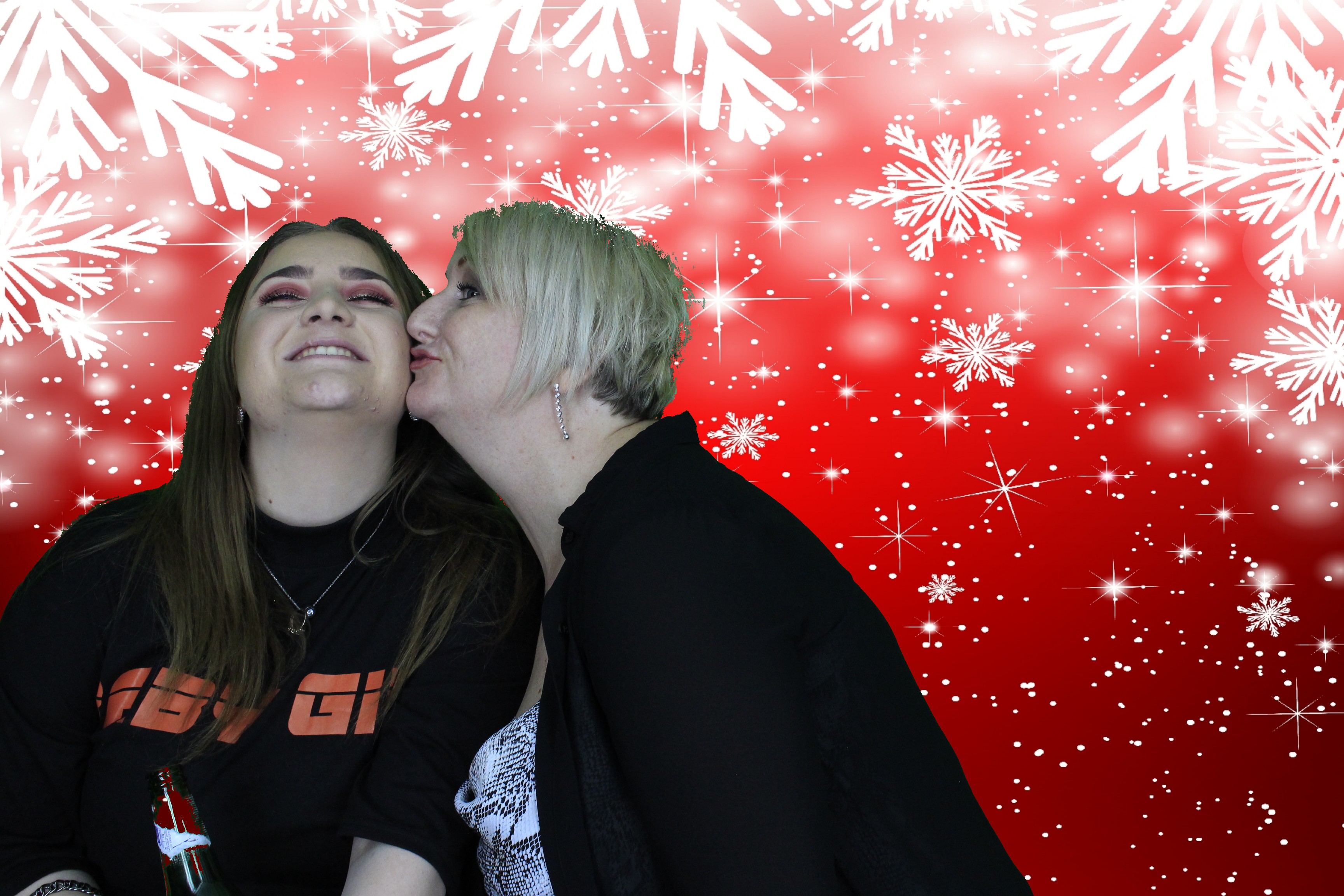 Guardian Christmas Party | View more photos from the event at gallery.myphotoboothexperience.co.uk/u/MyPhotoBoothExperienceLtd/Guardian-Christmas-Party